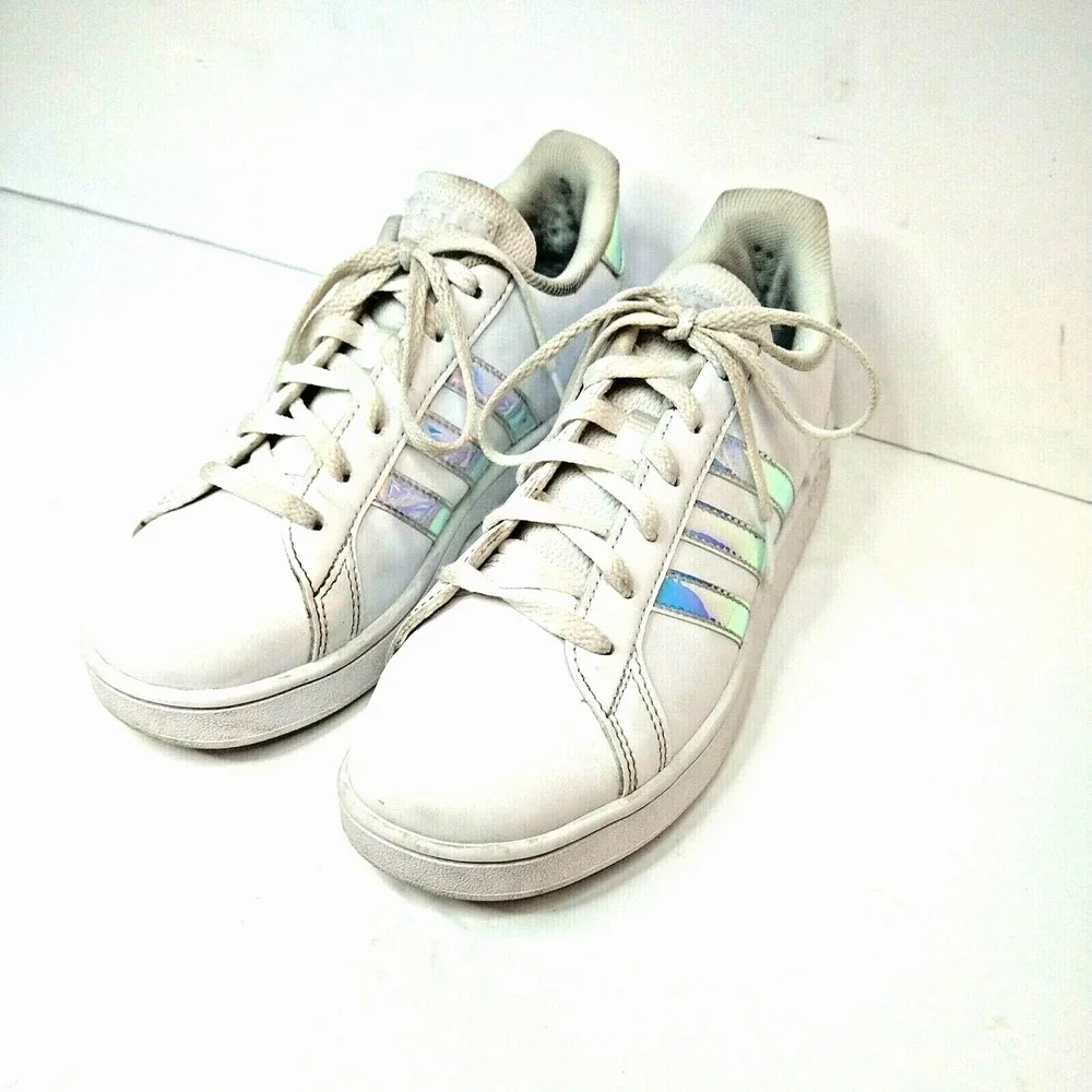 Adidas Originals SuperStar,‎ White Rainbow Stripes Sneakers Size 3.5